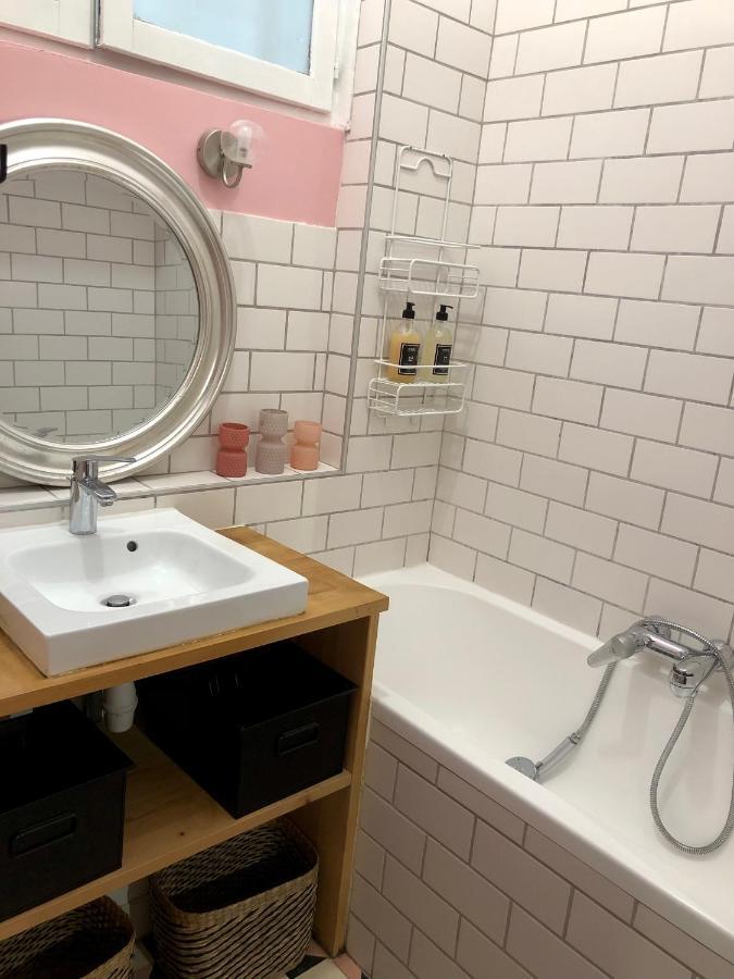 Appartamento Makalina - Mini Loft A Menilmontant Parigi Esterno foto