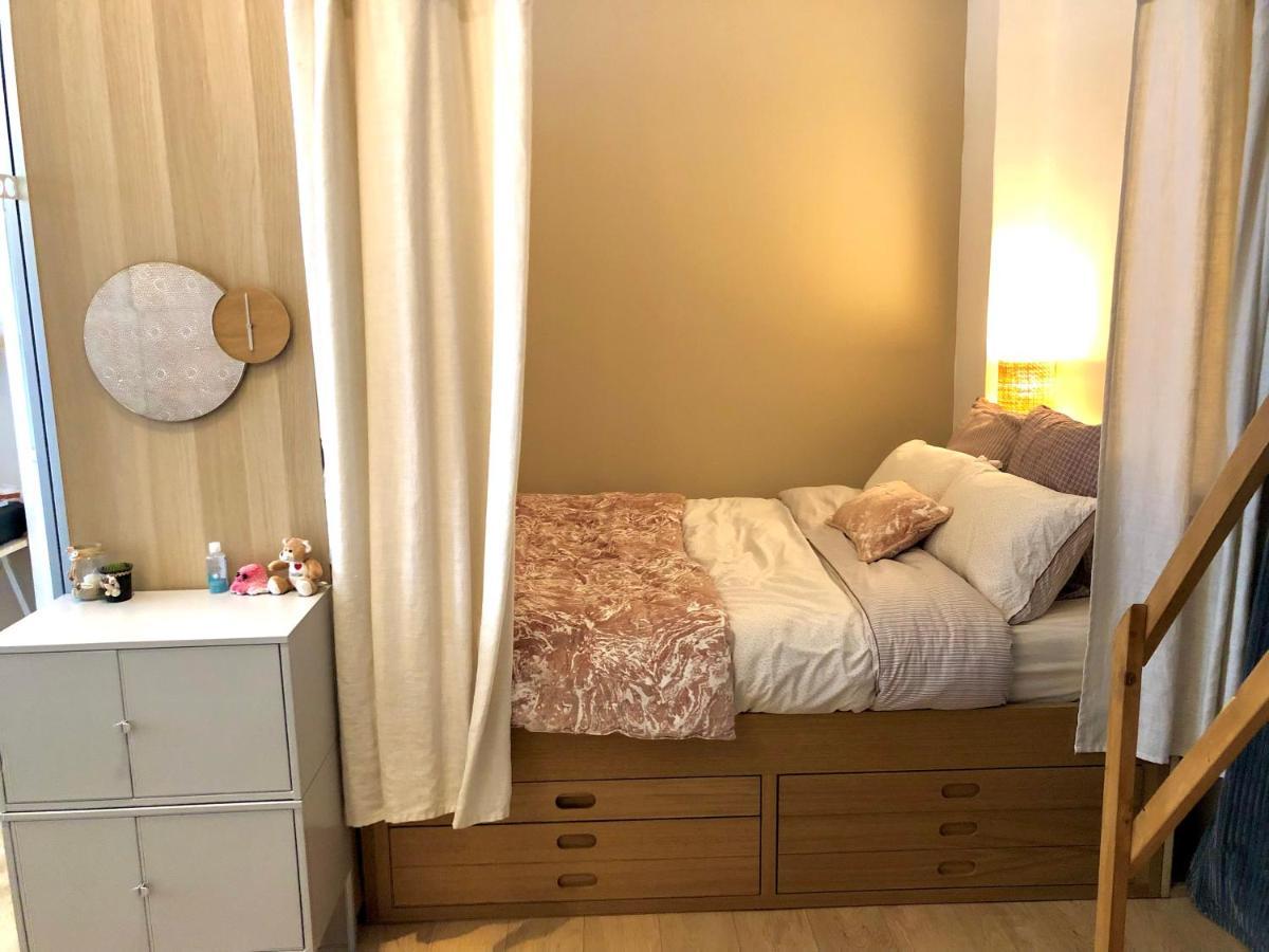 Appartamento Makalina - Mini Loft A Menilmontant Parigi Esterno foto