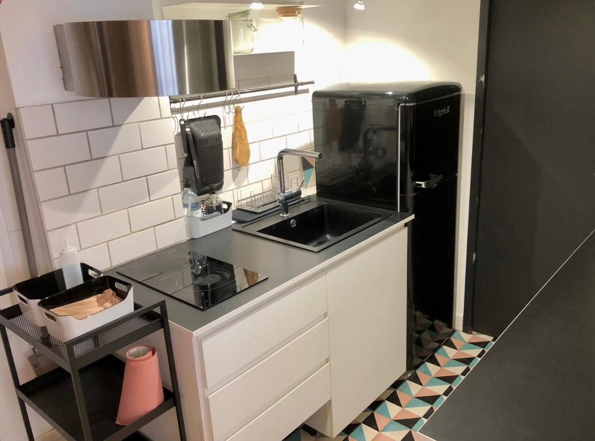 Appartamento Makalina - Mini Loft A Menilmontant Parigi Esterno foto